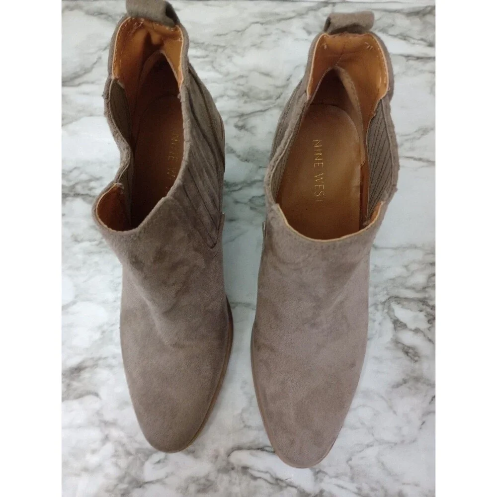 Nine West Faux Suede Grey Ankle Boots Size 6.5M